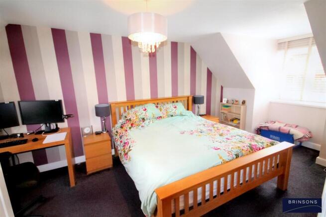 Guest Bedroom (3)