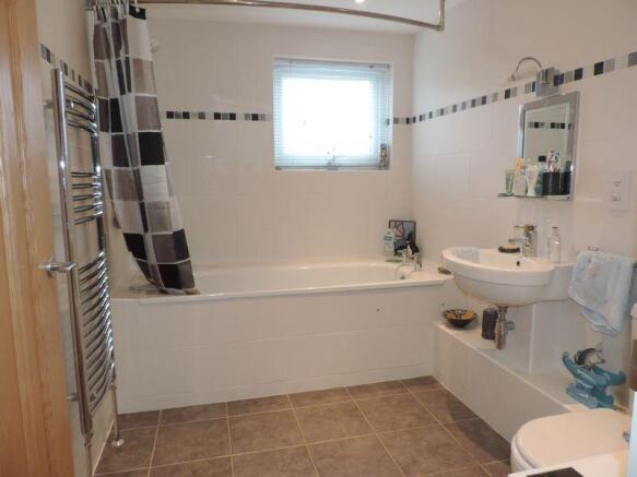 Photo 12