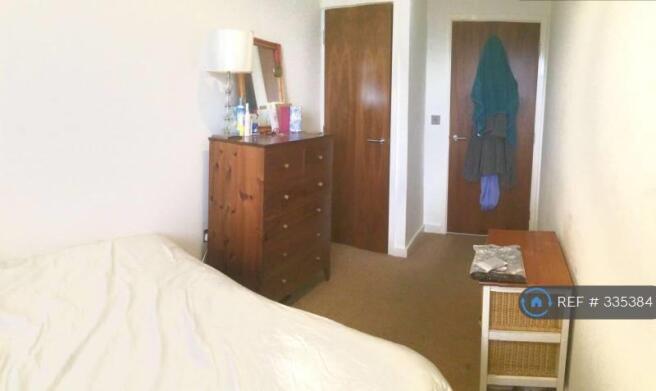 Mallest Bedroom 4 - Fitted Wardrobe