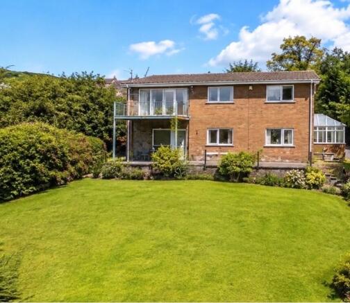 LARGE INDIVIDUAL DETACHED RESIDENCE with ANNEX