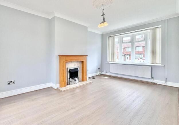 2 bed Semi-Detached for sale Image 6
