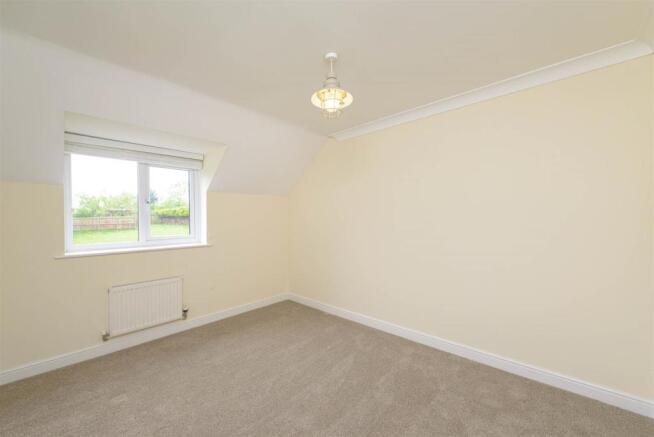 10WestwoodClose_045.jpg