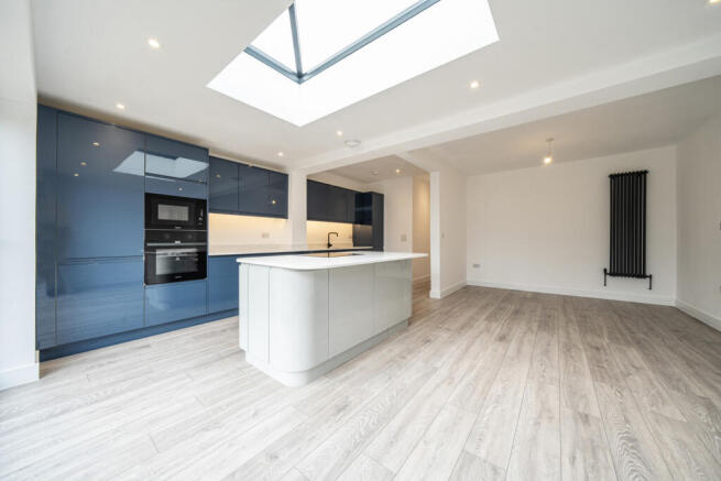 1416383-16-699861...