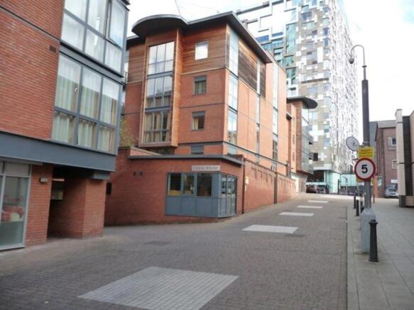 Photo 11