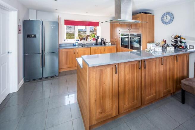 Kitchen-Dine-Family