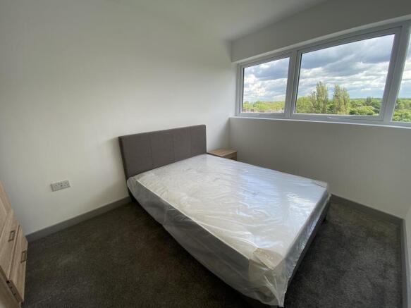 1 bed Apartment to rent Image 9