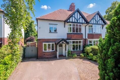 Arthog Road, Hale