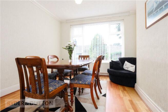 3 bed Semi-Detached for sale Image 8