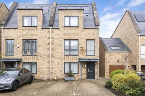 Well Grove, Whetstone, London, N20