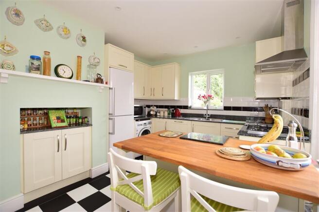 Kitchen/ Breakfast Room
