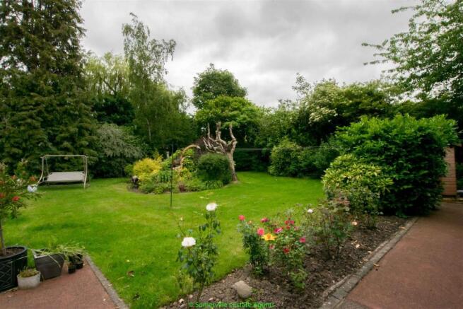 Outside - Gardens & Driveway