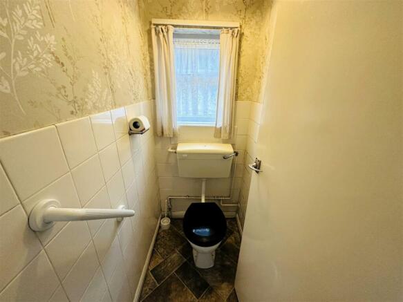 Ground Floor w.c