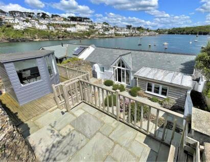 West Street, Polruan