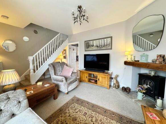 3 bed Semi-Detached for sale Image 7