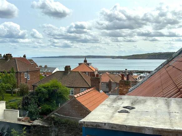 4 bed Terraced for sale Image 10