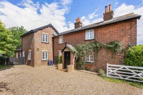 2, Linces Farm Cottages, Kimpton Road, Welwyn AL6 9NL