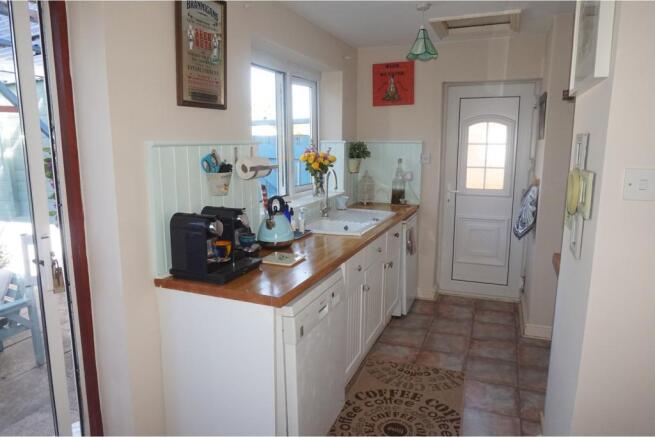Kitchen / Breakfast
