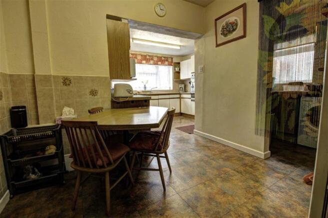 Kitchen: