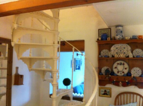 Photo 33