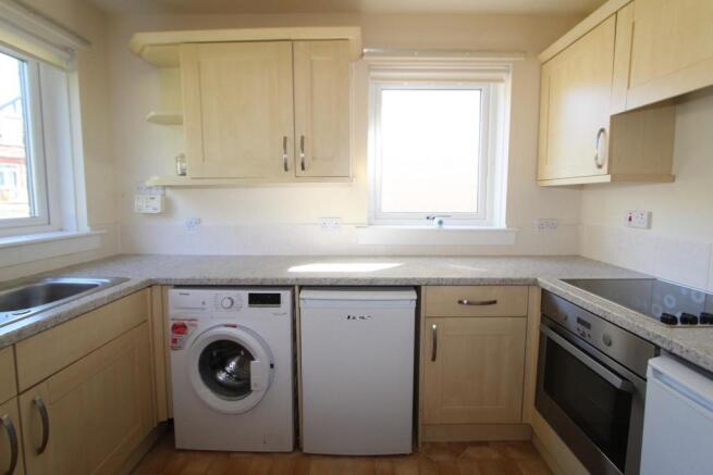 Kitchen 3.JPG