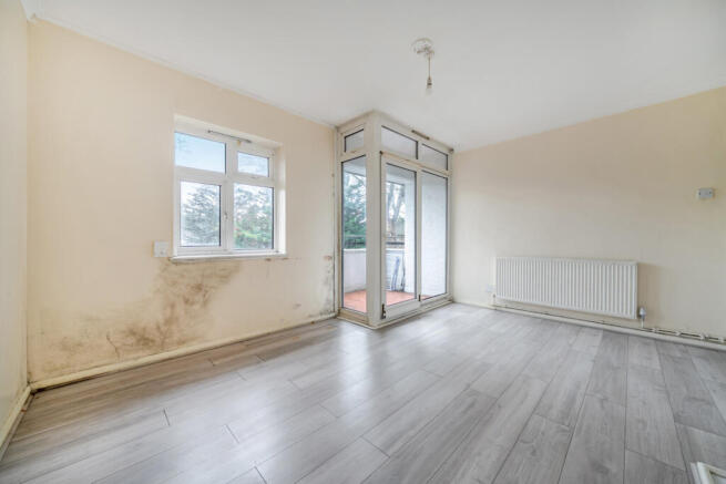 1404243-9-69720a7...