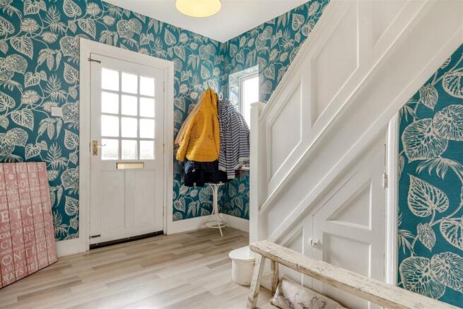 8558784-interior01.jpg