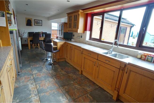 Kitchen / Diner