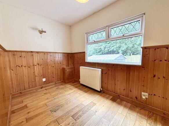 2 bed Park Home for sale Image 11