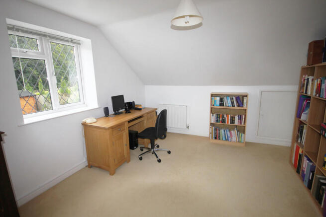 Photo 10