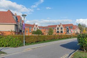 Flat 24, 1 Hurst Place, Kleinwort Close, Haywards Heath RH16 4XH