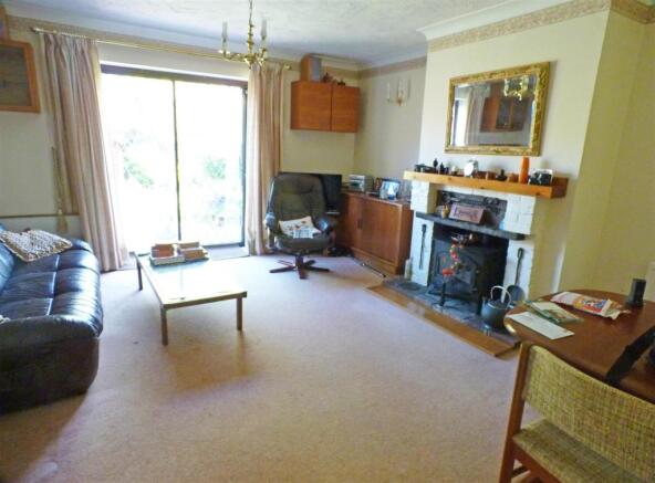 SITTING ROOM