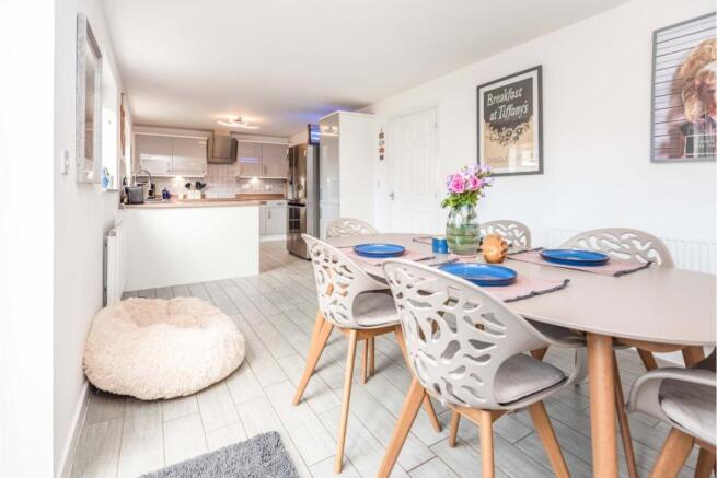 Kitchen/Dining Room
