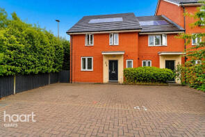 18, Chase Way, South Stifford, Grays RM20 4BP
