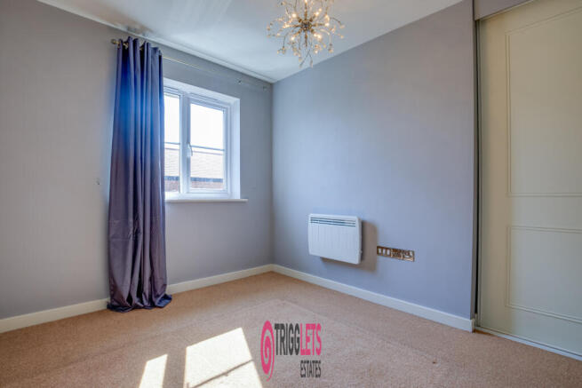 2 bed Apartment for sale Image 11