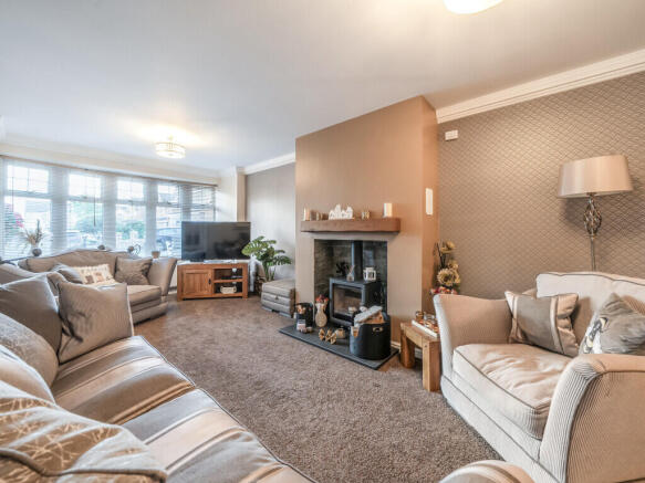 1354191-7-68c4458...