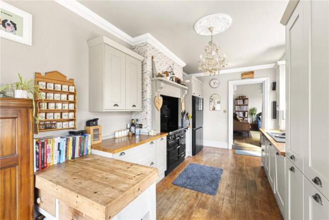 6 bed Terraced for sale Image 4