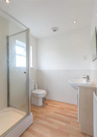 Ensuite (Master)