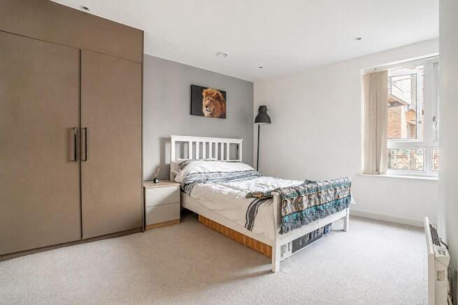 2 bed Apartment for sale Image 10