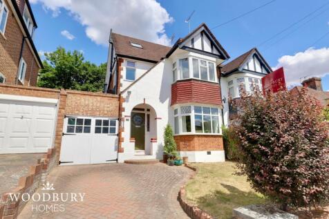 Harwater Drive, Loughton, IG10