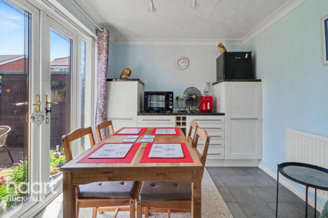 Perivale Close, Nottingham photo 4