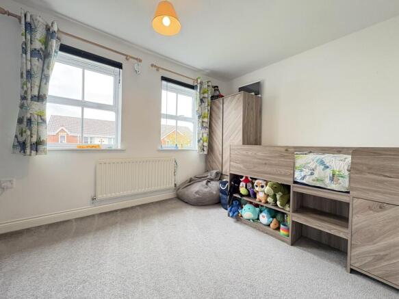 BEDROOM 2