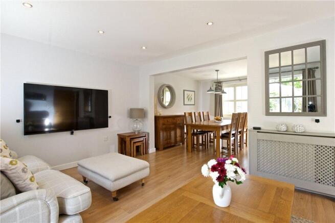 Sitting/Dining Room