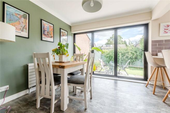 3 bed Semi-Detached for sale Image 7
