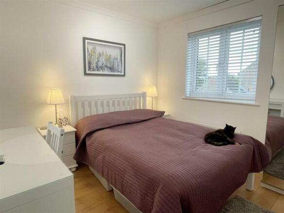 Bed 2.JPG