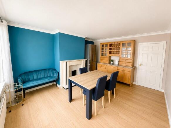 St. Wilfrids Crescent, Leeds, West Yorkshire, LS8 photo 4