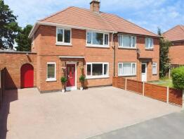 13, Alexander Gardens, Hinckley LE10 0ER