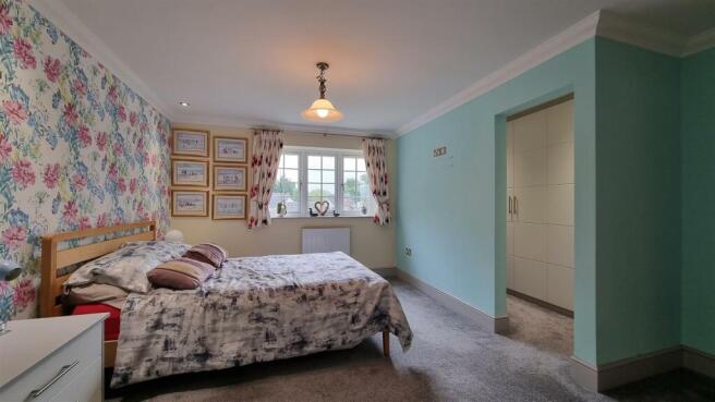 MASTER BEDROOM WITH DRESSING ROOM