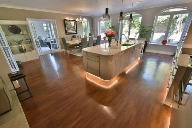 Kitchen/breakfast/di