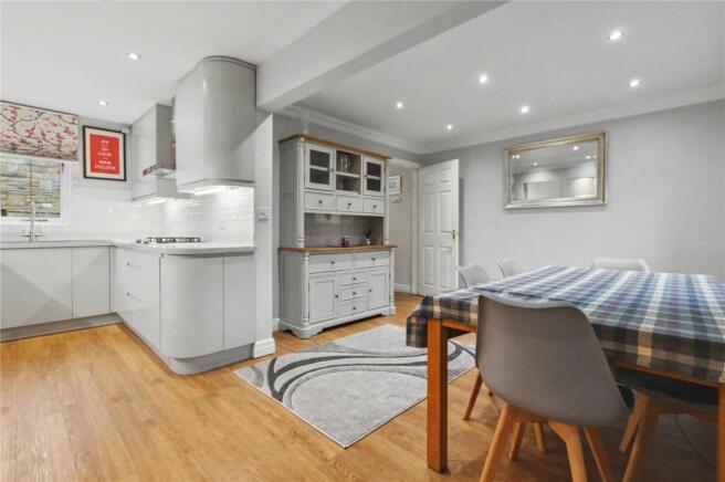 3 bed Link Detached House for sale Image 6