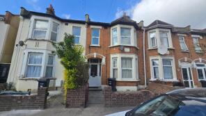 34, Highbury Gardens, Seven Kings, Ilford IG3 8AA